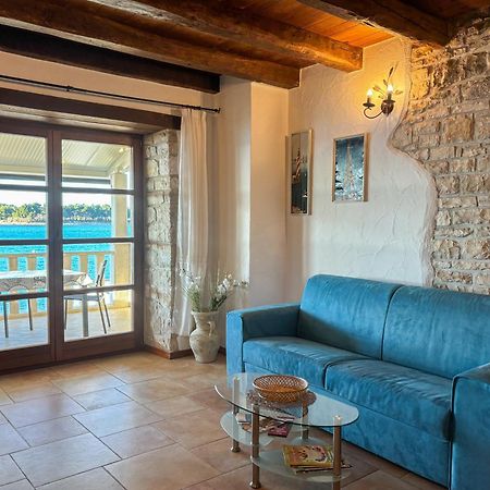 City Center Coastal Escape - Apartments With Sea View Or Cozy Room Novigrad Istria エクステリア 写真