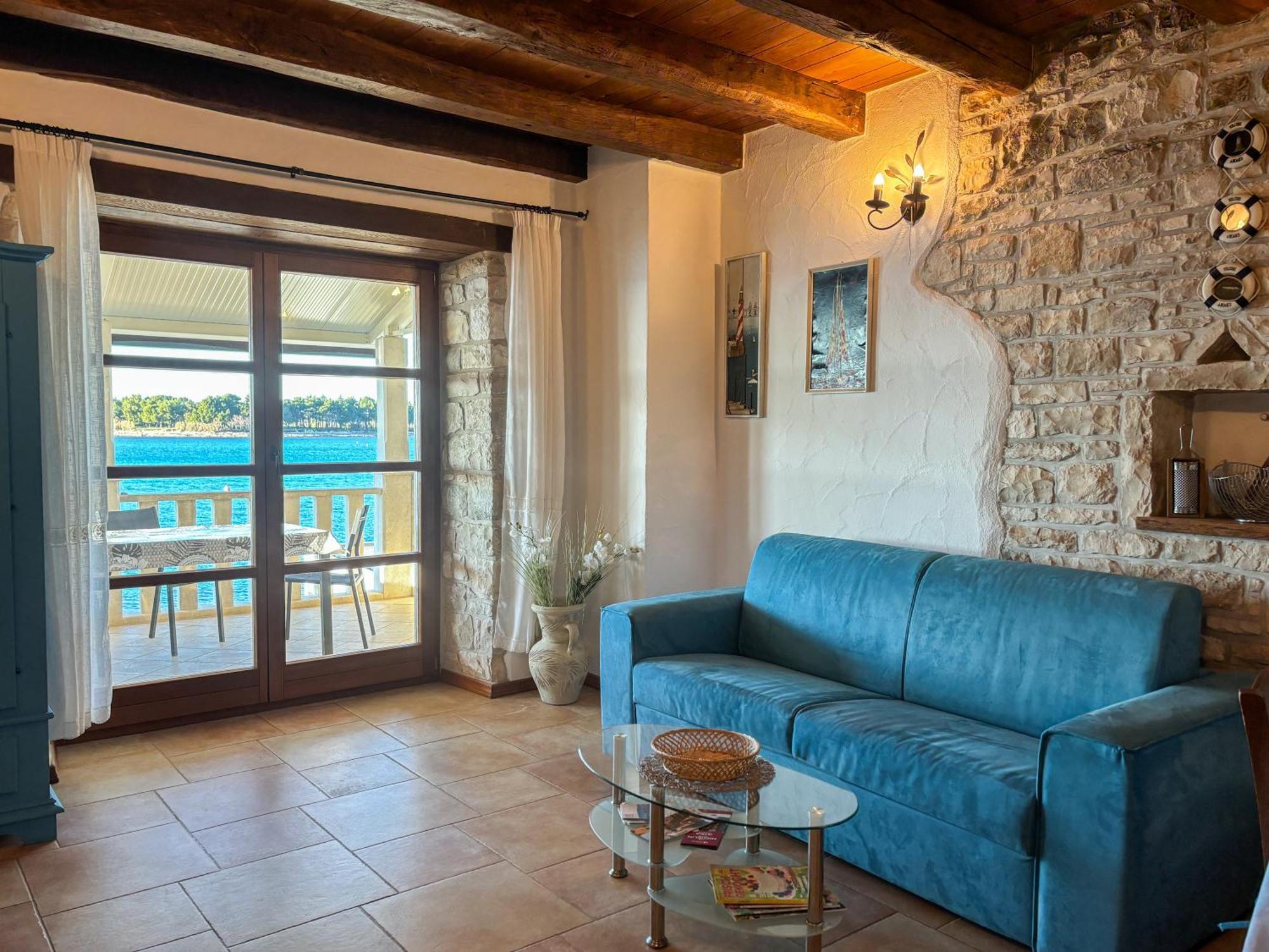 City Center Coastal Escape - Apartments With Sea View Or Cozy Room Novigrad Istria エクステリア 写真