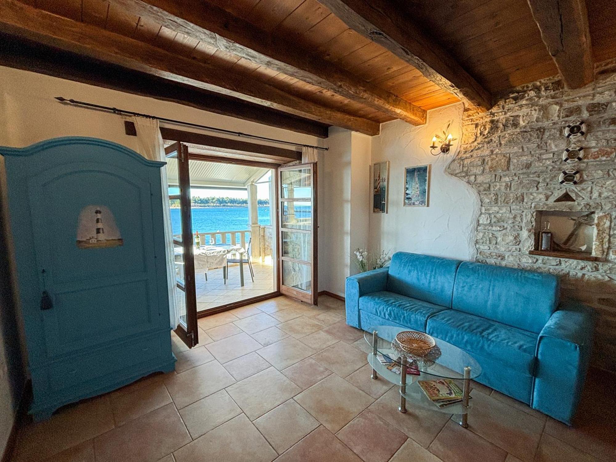 City Center Coastal Escape - Apartments With Sea View Or Cozy Room Novigrad Istria エクステリア 写真